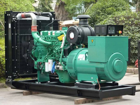 兴宾710kw康明斯柴油发电机组